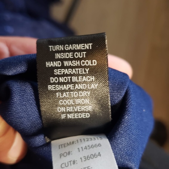 Torrid - Night beautiful Gown! - Picture 7 of 15